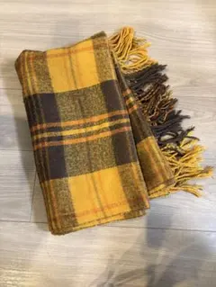 ひざ掛けにもなる大判ストール　マフラー チェック柄