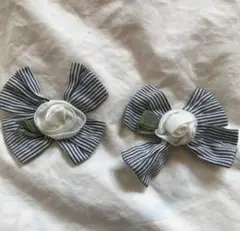 ストライプリボンと花モチーフのデコレーションパーツ2個セット