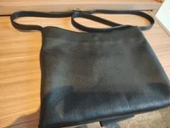 【ヌイトメル】レザー ショルダーバッグ ブラック