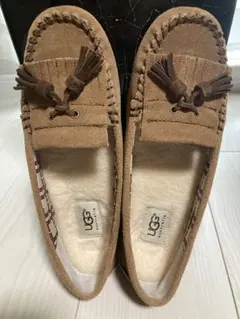 UGG モカシン デッキシューズ 23㎝ 美品