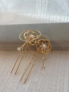 花モチーフ ゴールド 髪飾り