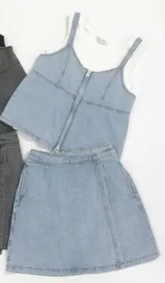 ☆新品&未使用「ラブトキシック」デニムキャミ＆インナー付スカートset☆