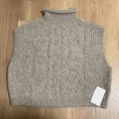 blate ニット　ベスト　未使用　タグ付き　グレージュ