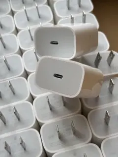 Apple純正の20W USB-C電源アダプタ40個