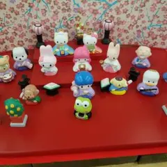 R*8様 ハローキティ雛人形☆段飾り