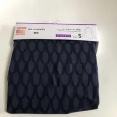ユニクロ　マリメッコ　タートルヒートテック　S