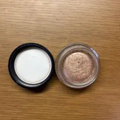 Dior クリームアイシャドウのサムネイル