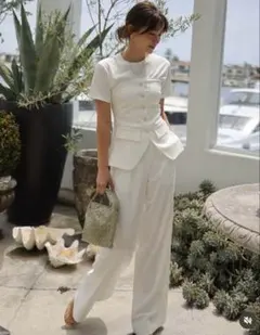 ザラ　ビスチェ