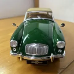 101-052 Cult 1/18 ジャガー Jaguar - メルカリ