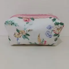 【送料無料】ローラアシュレイ　花柄ポーチ ホワイト ピンク