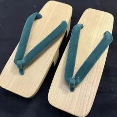 白木　駒下駄　会津桐　緑