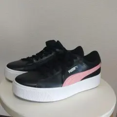 PUMA ブラック ピンク スニーカー SOFTFOAM　24cm