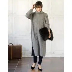 ロデオクラウンズ ケーブル編み タートルネック ロングニットワンピース