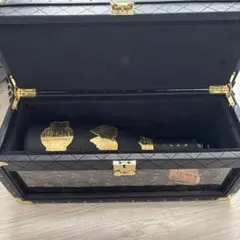 Item thumbnail for item f3fded0e-8bee-440b-984a-0ad7780c511d