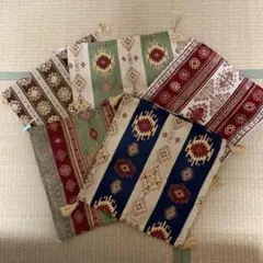 幾何学模様タッセル付きクッションカバー5枚セット