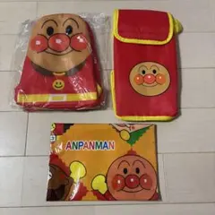 新品◯アンパンマン　クーラーバッグ2タイプ&レジャーシート◯