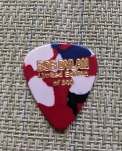 ボブ・ディラン/ 限定３００枚 サインプリント入 ギターピック