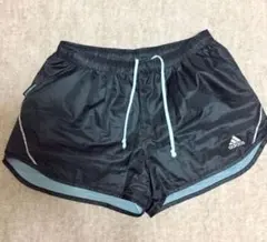 アディダス ショートパンツMサイズ