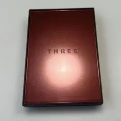 THREE オータムグローフリーダムパレット　X03