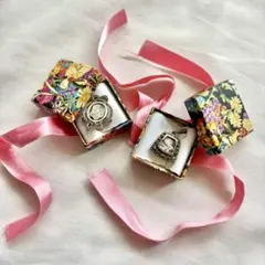 リ*３様 ベルギー ダイアンクライス アンティークレースのペンダントとブローチセ