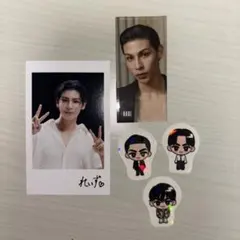 ラウール 「RAYS」 チェキ風フォトカード、ステッカー