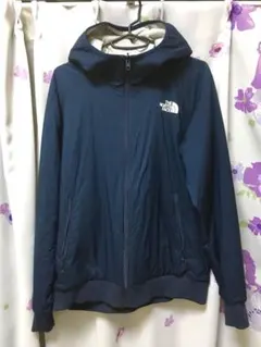 ノースフェイス リバーシブル パーカー　ジャケット