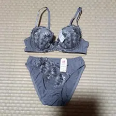 Item thumbnail for item c99db6b9-c9e4-4f5e-9a3b-f7225afc8b48