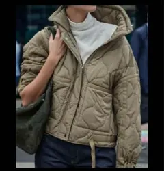 ZARA 撥水加工パフジャケット　Lサイズ　カーキ
