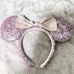 ディズニー　ミニーマウス　カチューシャ　スパンコール ピンク