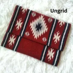 クラッチバッグ 赤