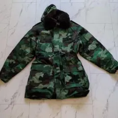 Item thumbnail for item 56d8f982-75f0-40b7-a8d8-0daed8a30082