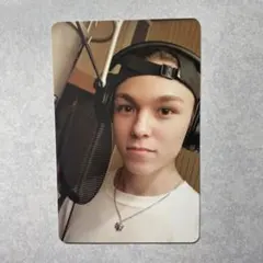 SEVENTEEN  VERNON  トレカ
