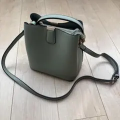 ミルレブ MILLE REVE サークルバッグ ラウンドバッグ グリーン - メルカリ
