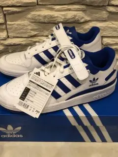 adidas フォーラム　low 28cm