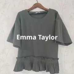 Emma Taylor フリル裾半袖Tシャツ オリーブグリーン　フリーサイズのサムネイル