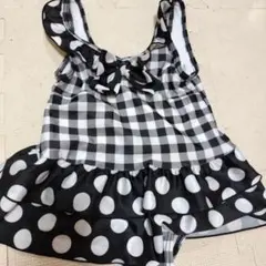 女の子用ワンピース水着 黒と白