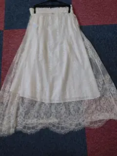 earthアイボリー レース フレアスカート ロング
