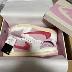 ナイキ　エアジョーダン　トラヴィススコット