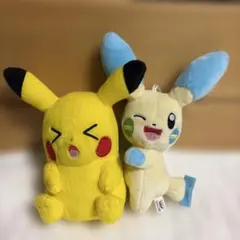 ポケモン ピカチュウとマイナン ぬいぐるみ マスコット