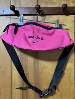 Nike ウエストポーチ ピンク
