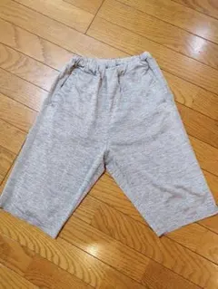 ユニクロ ハーフパンツ 160 グレー 速乾