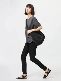 UNIQLO ウルトラストレッチレギンスパンツ