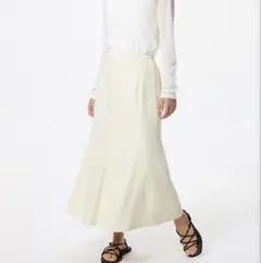 【UNIQLO】ドット柄フレアスカート ロング丈 XLのサムネイル