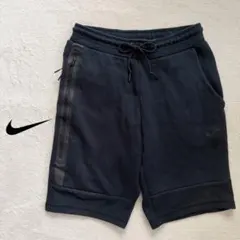 早い者勝ち☆ 廃盤 希少品NIKE ナイキ テックフリース ショートパンツ 黒