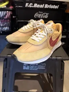 ナイキ　NIKEのサムネイル
