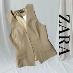 新品未使用　ZARAベージュ ノーカラーベスト サテン裏地付き　M