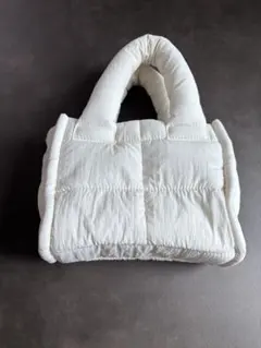 【期間限定】ユニクロ　ハンドバッグ　ショルダーバッグ　ホワイトのサムネイル