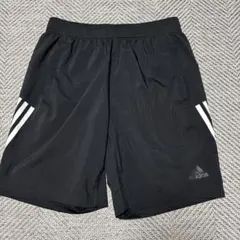 adidas ハーフパンツ Mサイズ　黒のサムネイル