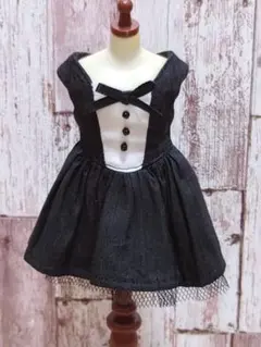 22cmドール服 モノトーンワンピース ブライス リカちゃん ハンドメイドのサムネイル