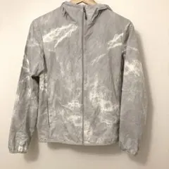 ユニクロ　ピーター・サヴイル　ポケッタブルUVパーカー WOMENS Sサイズのサムネイル